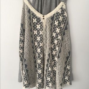 Small lace blue and gray tank top